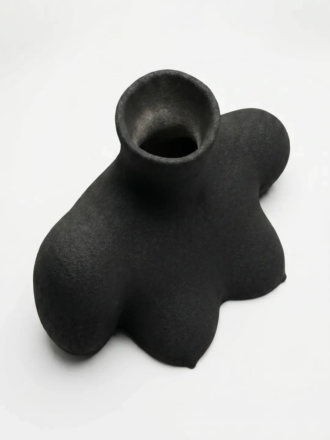 Femme Vessel Vase, quartz sand, by Rollo Studio, view 4