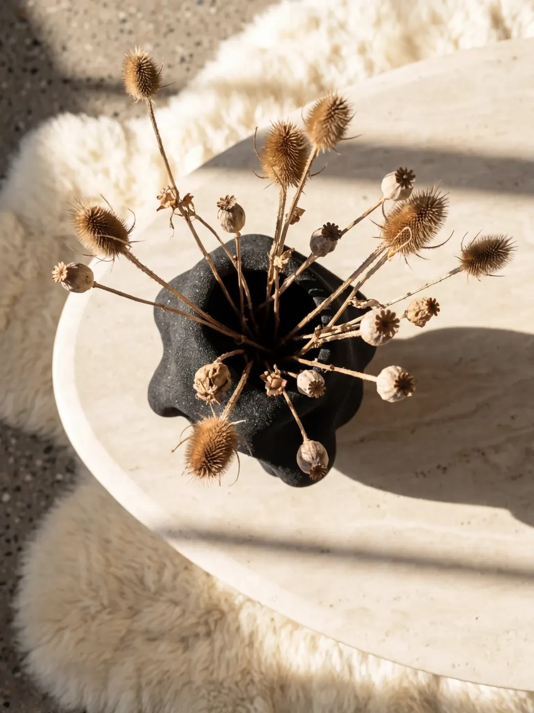 Intrelic Vessel Vase, quartz sand, by Rollo Studio, view 7