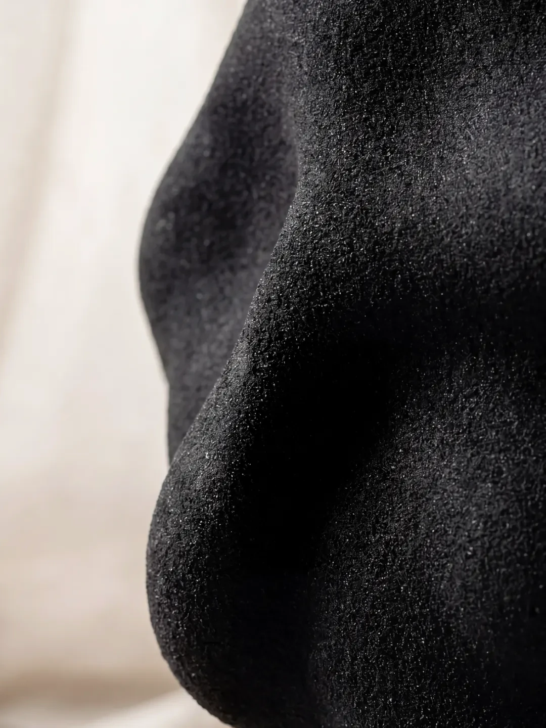 Intrelic Vessel Vase, quartz sand, by Rollo Studio, view 11