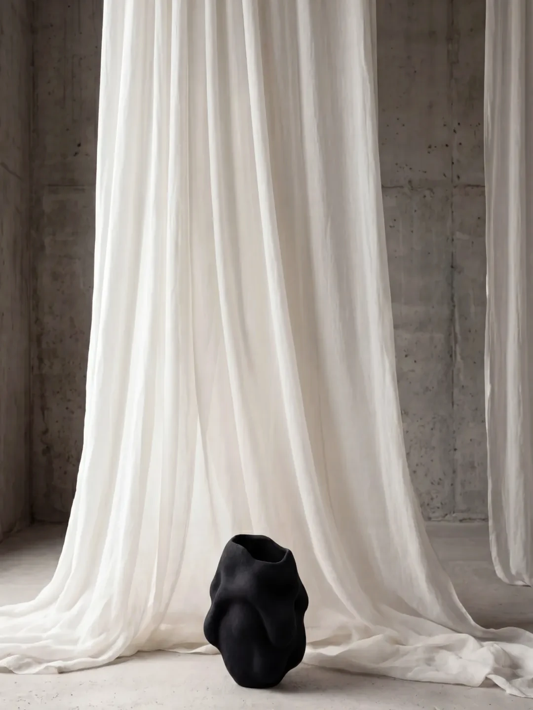 Intrelic Vessel Vase, quartz sand, by Rollo Studio, view 12