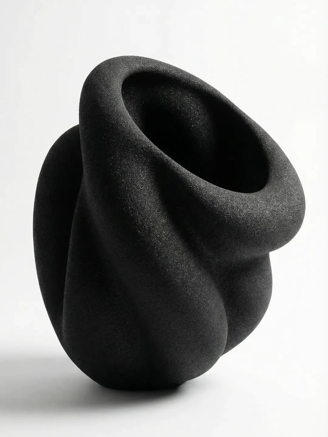 Vessel V5 Vase, quartz sand, by Rollo Studio, view 2
