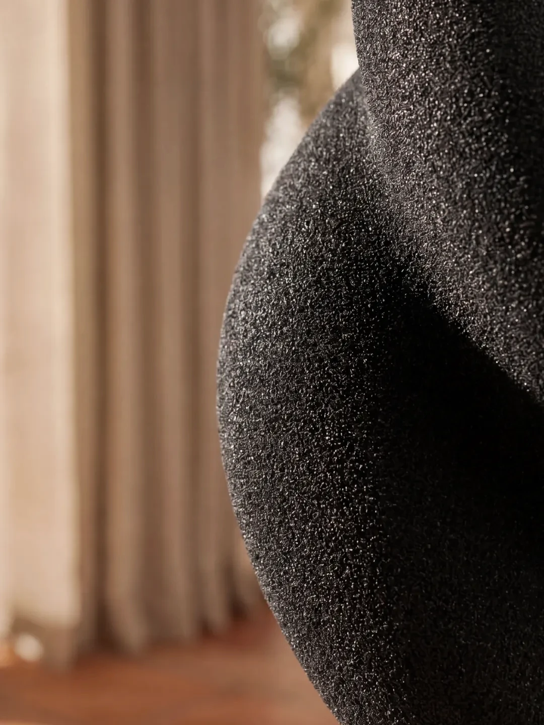 Vessel V5 Vase, quartz sand, by Rollo Studio, view 8