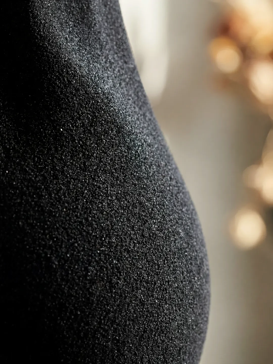 Vessel V7 Vase, quartz sand, by Rollo Studio, view 7