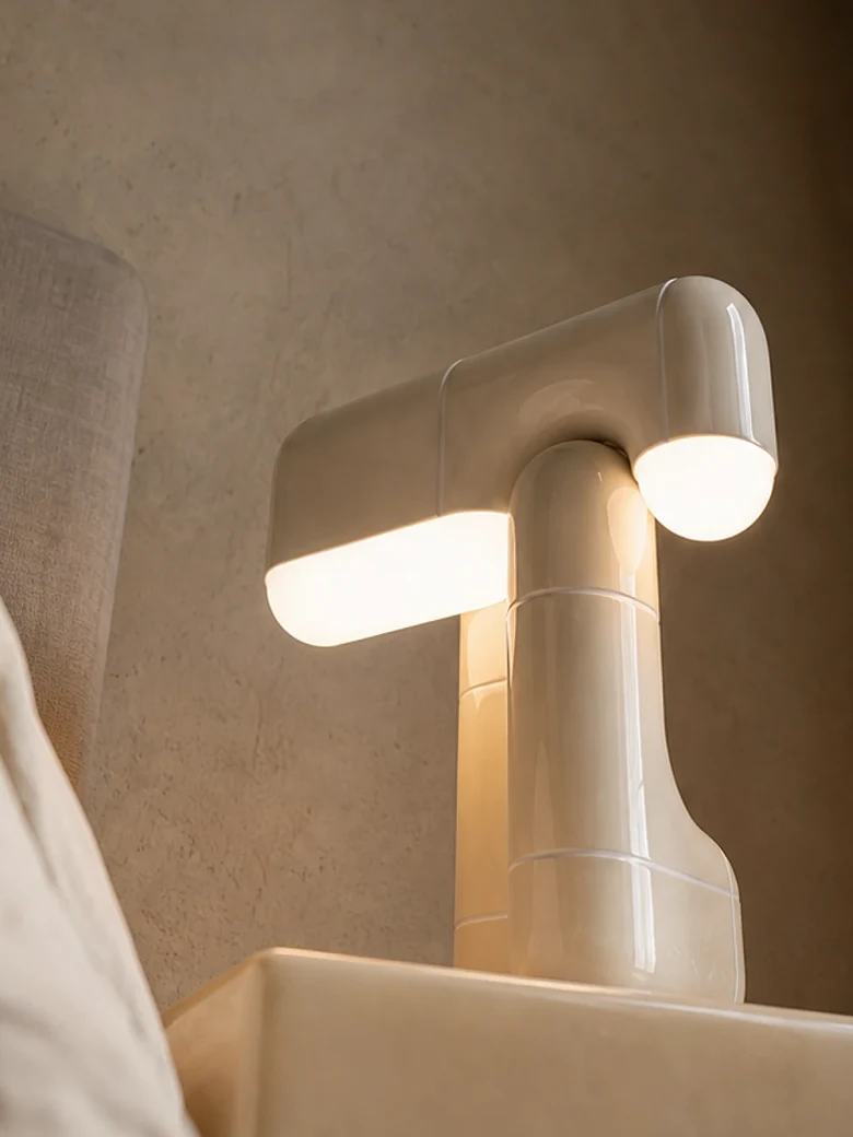 U·018 in Cream